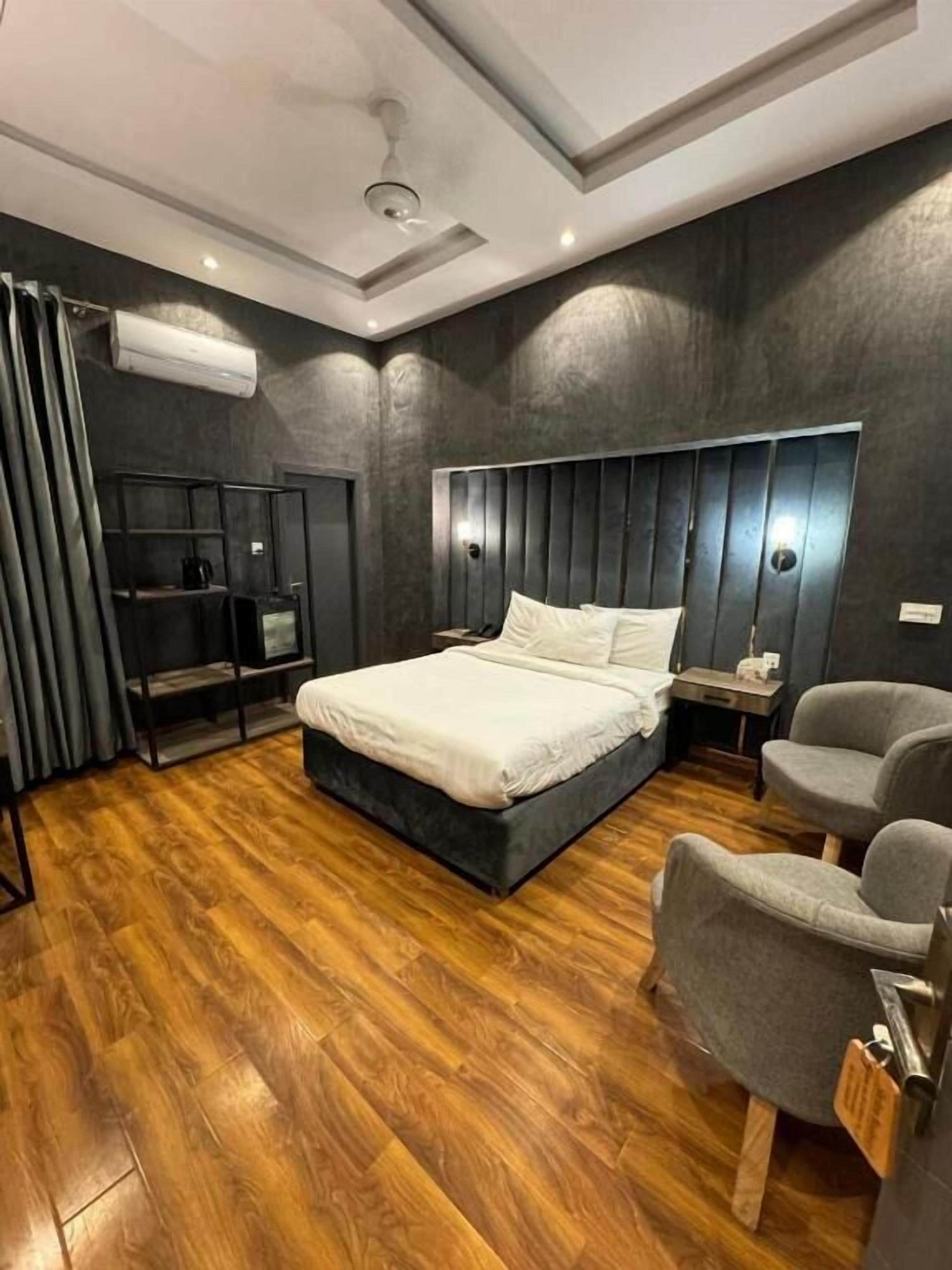 Deluxe Double or Twin Room | Soundproofing, free WiFi