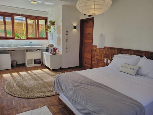 Koa Flora Cottage