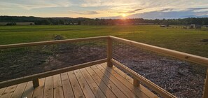 Property grounds - Charming cabin with amazing views located on Toontucky Farms (White Plains)