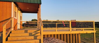 Charming cabin with amazing views located on Toontucky Farms