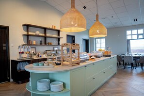 Breakfast buffet - SAGA Circle Villas (Selfoss)