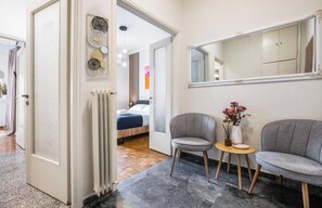 Classic Apartment, Balcony, City View | Living room