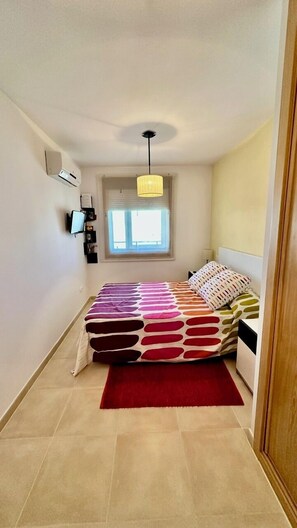 3 chambres, fer et planche à repasser, Wi-Fi