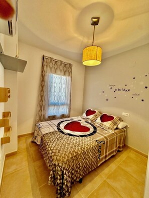 3 Schlafzimmer, Bügeleisen/Bügelbrett, WLAN