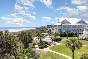Exterior - NEW! The Pinnacle: Oceanfront w/ Tiki Bar & Game Room (Garden City Beach)