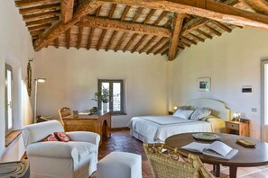 Villa | 7 dormitorios y Internet