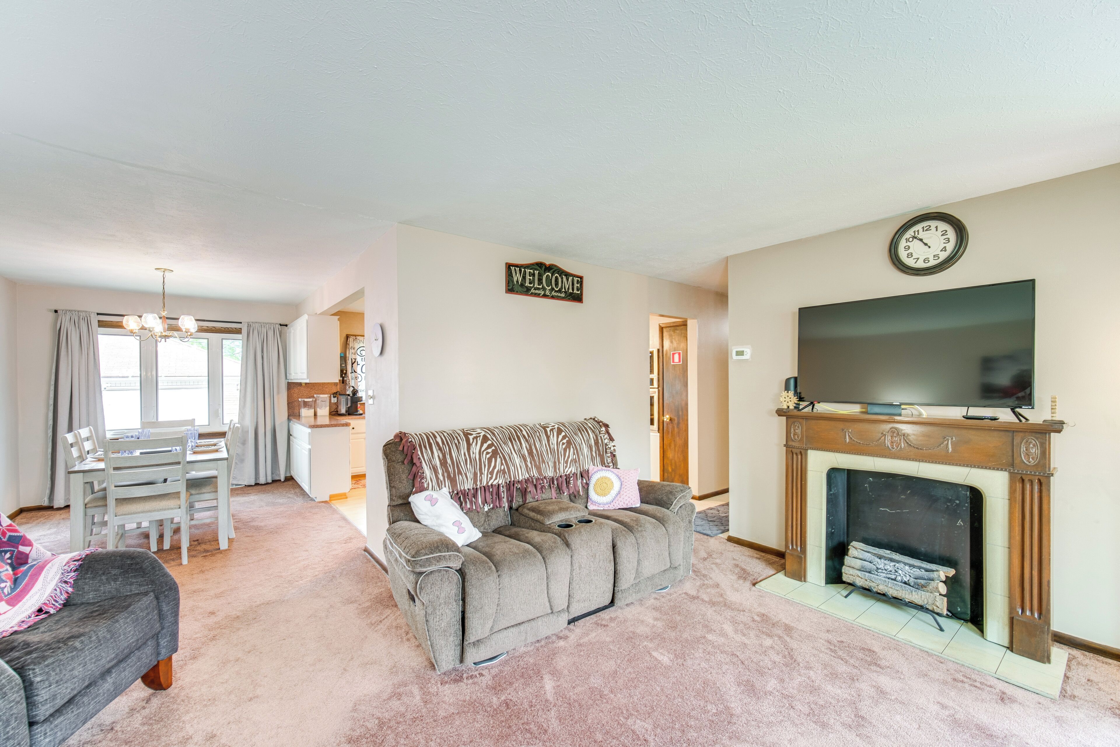 House (3 Bedrooms) | Front of property