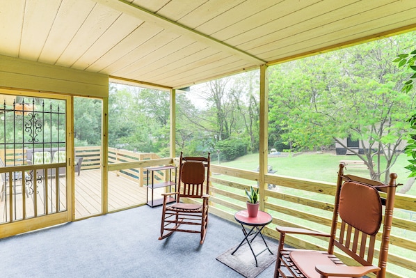 House (2 Bedrooms) | Interior