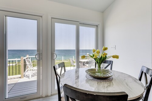 Oceanfront Cottage on Cape Cod Bay w/ Game Room