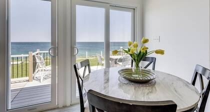 Oceanfront Cottage on Cape Cod Bay w/ Game Room