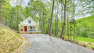 Cottage (2 Bedrooms) | Interior