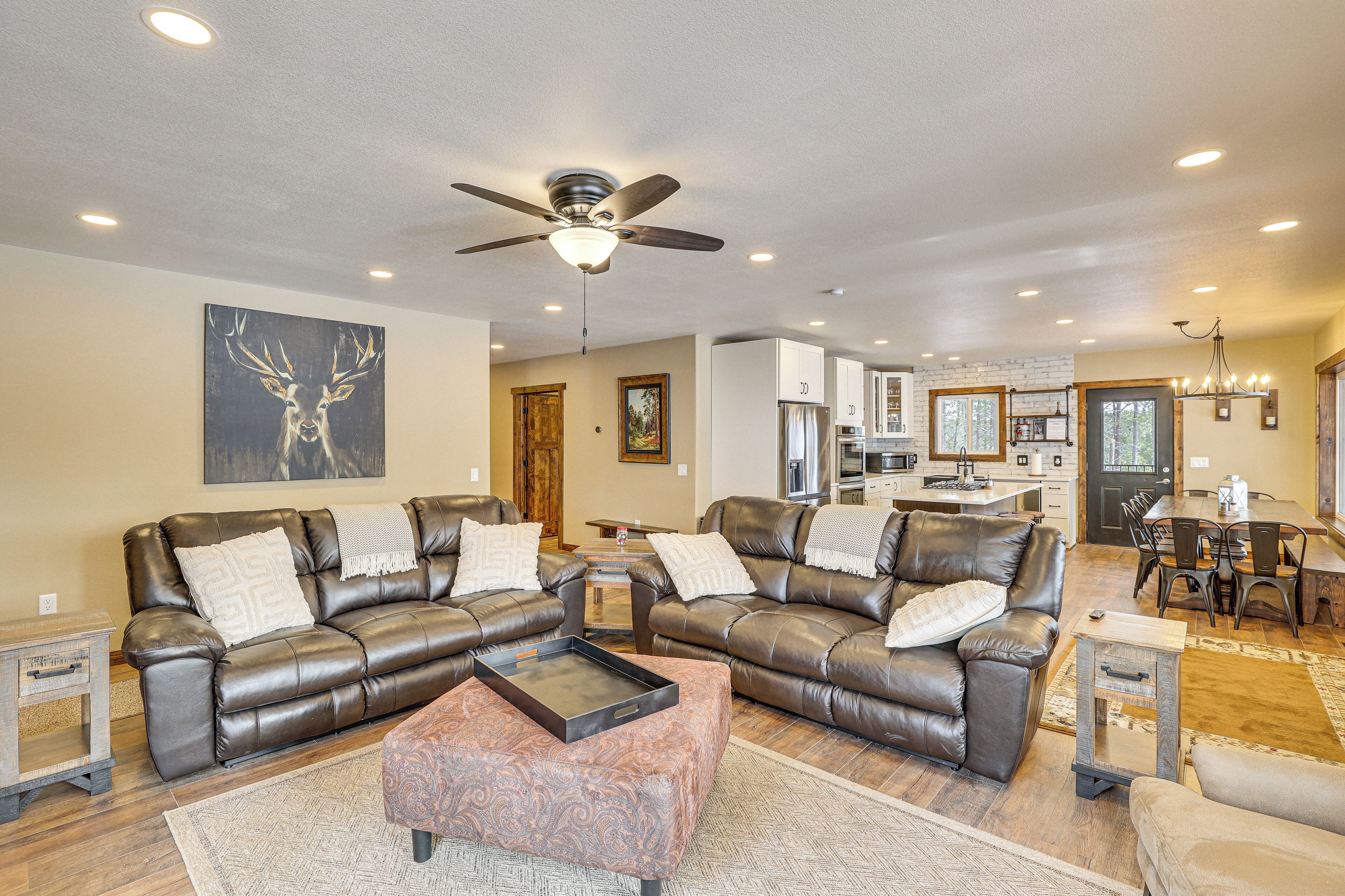 House (3 Bedrooms) | Interior