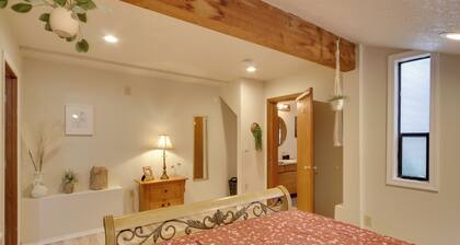 Private Patio: Portland Pad Near Parks!