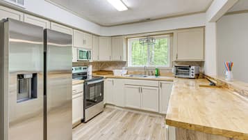 Hus (3 Bedrooms) | Innvendig