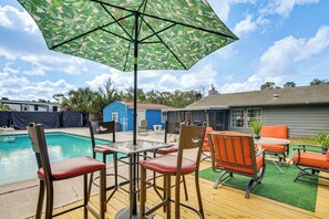 Interior - Old Florida Charm: Homosassa Home w/ Lanai! (Homosassa)