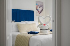 Casa | 3 dormitoris, planxa i posts de planxar, wifi gratuïta i roba de llit