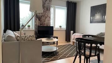 Comfort Apartment, 1 Bedroom, Courtyard View | Iron/ironing board, free WiFi