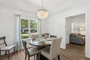 تناول الطعام