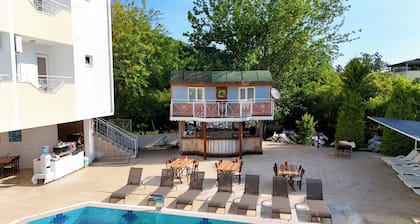 Sun Shine Mir Otel