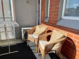 Comfort Apartment, 2 Bedrooms, Courtyard View | Terrace/patio