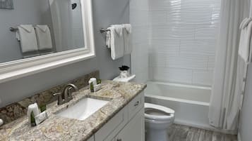 Condo, 2 Bedrooms | Bathroom