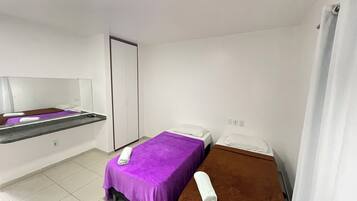 Quarto, 2 camas de solteiro | Wi-Fi de cortesia
