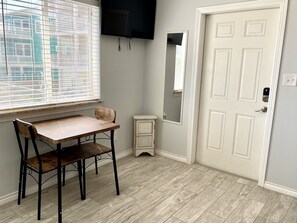 Condo, 3 habitaciones | Restaurantes