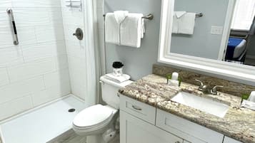 Condo, 3 Bedrooms | Bathroom