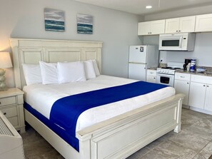 Condo, 2 Bedrooms | 2 bedrooms, free WiFi