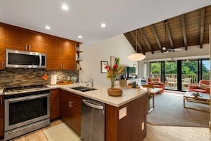 Condo, 2 quartos | Cozinha privada