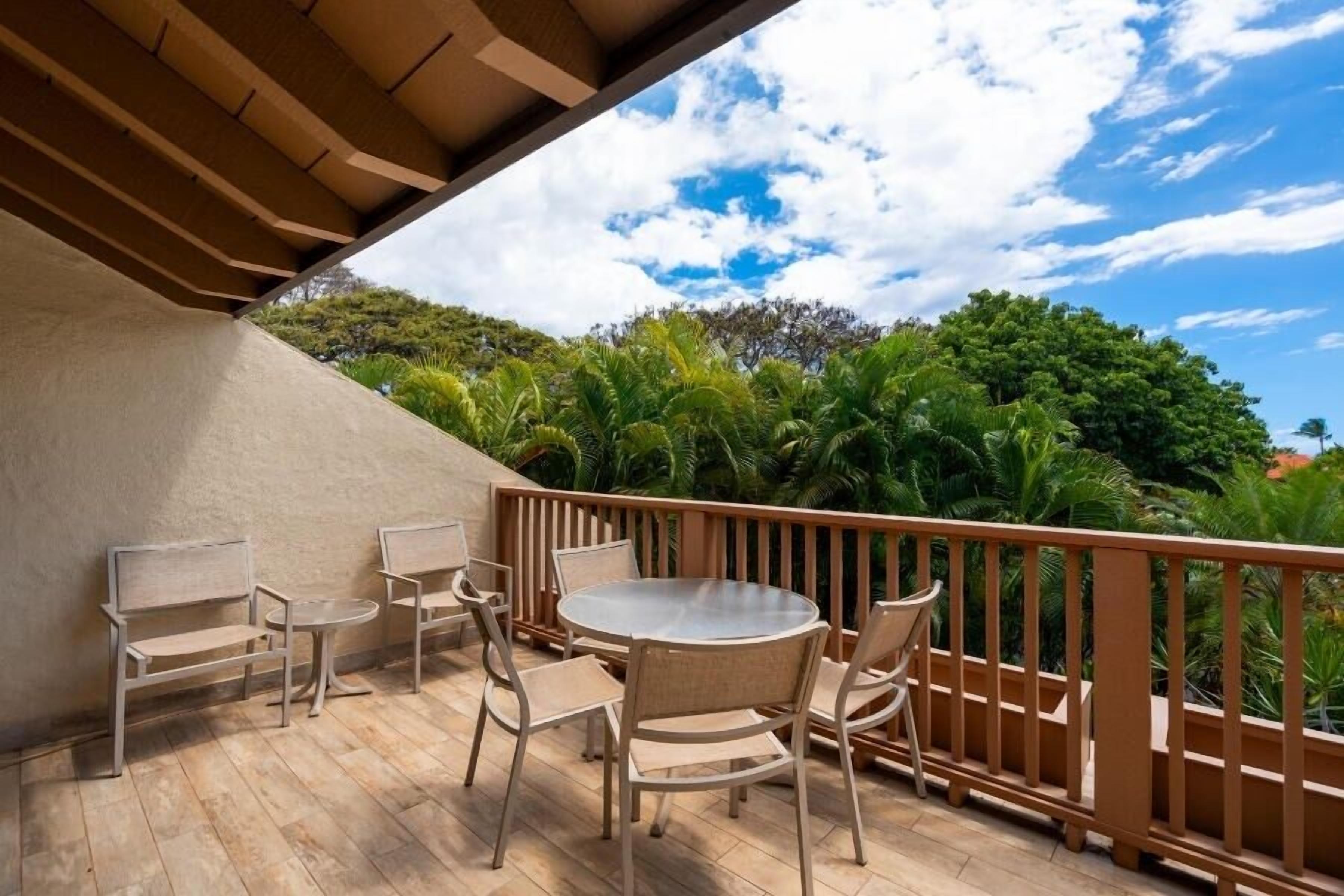 コンドミニアム 2 ベッドルーム | 屋外ダイニングエリア