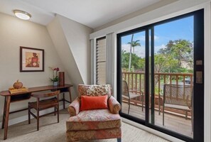 Appart'hôtel, 2 chambres | Coin séjour