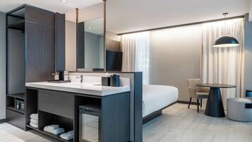 Coffres-forts dans les chambres, rideaux occultants