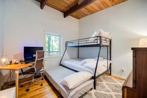 2 bedrooms, desk, iron/ironing board, travel cot