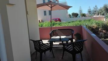 House, Accessible | 3 bedrooms, desk, soundproofing