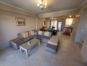 3 bedrooms