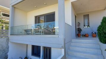 Hus | 3 sovrum och skrivbord