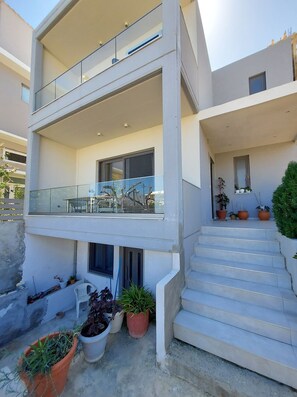 3 bedrooms - Rethymno Suburb Maisonette (Rethymno)