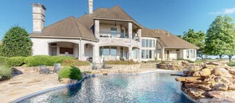 Spacious 4.5-Acre Estate Near Dallas w/ Pool, Spa, Theater, Gym & Guest House