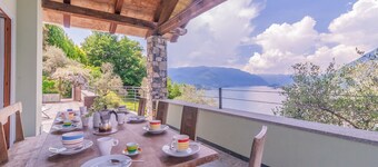 Beautiful Dream by Varenna Holidays