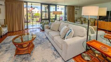 TV connectée, table de tennis de table, chaßne hi-fi