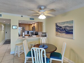 Dining - Ocean Breeze East 602, 2BD/2BA, Gulf-Front, Pool + Private Beach Access (Perdido Key)