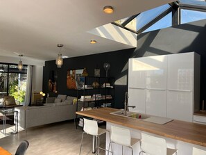 Interior - Nice Living Hôtel Particulier Piscine (Saint-Laurent-du-Var)