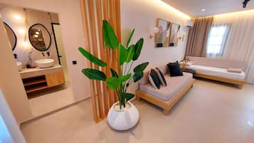 1 habitación, escritorio y sistema de insonorización