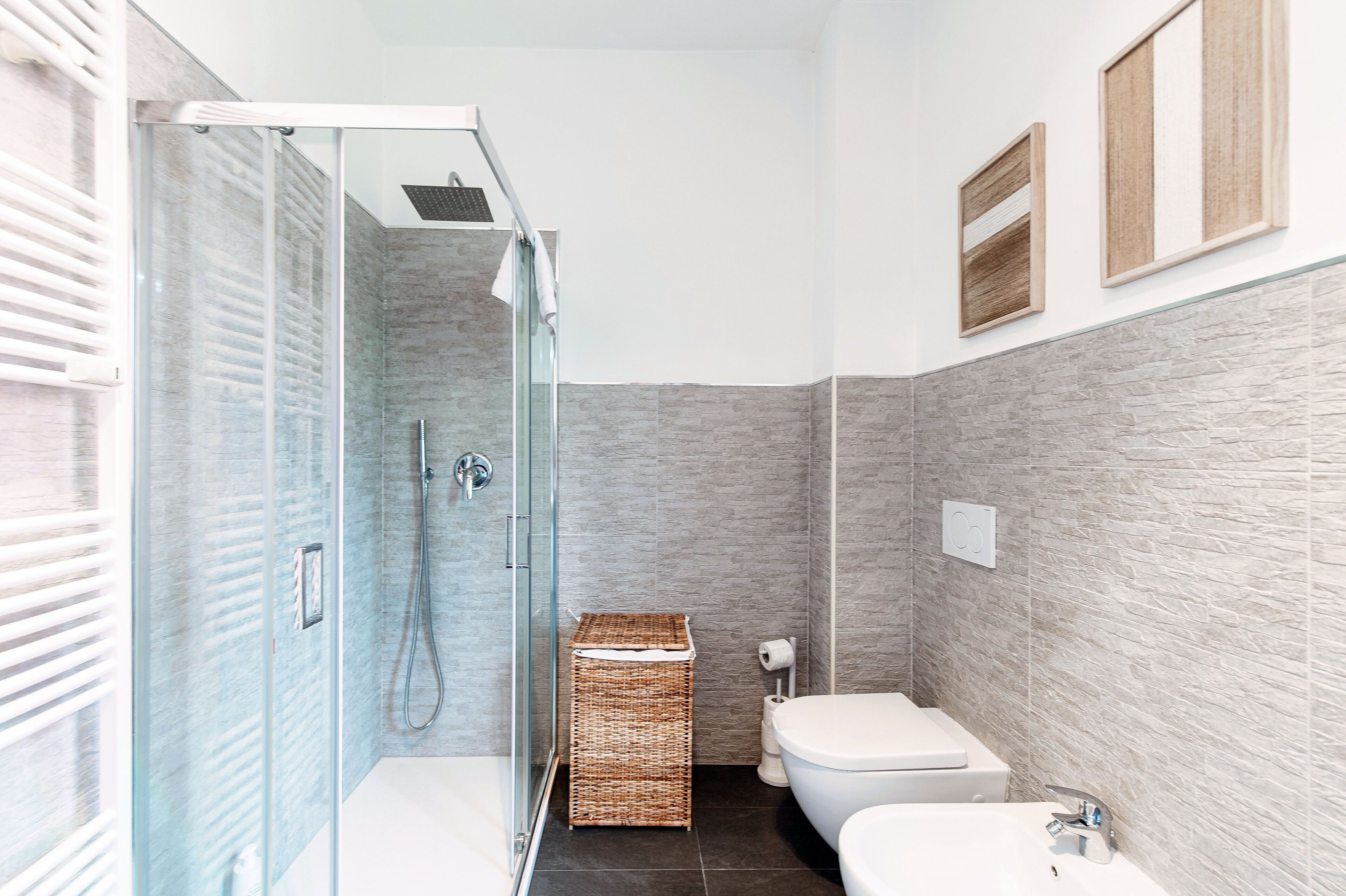Apartment, Hill View | Bathroom | Shower, free toiletries, hair dryer, bidet