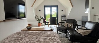 Contemporary apartment bordering orchards and vineyards in the Garden of England