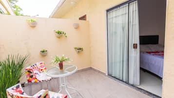 Deluxe Suite | Terrace/patio