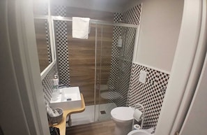 Double or Twin Room | Bathroom | Shower, hair dryer, slippers, towels