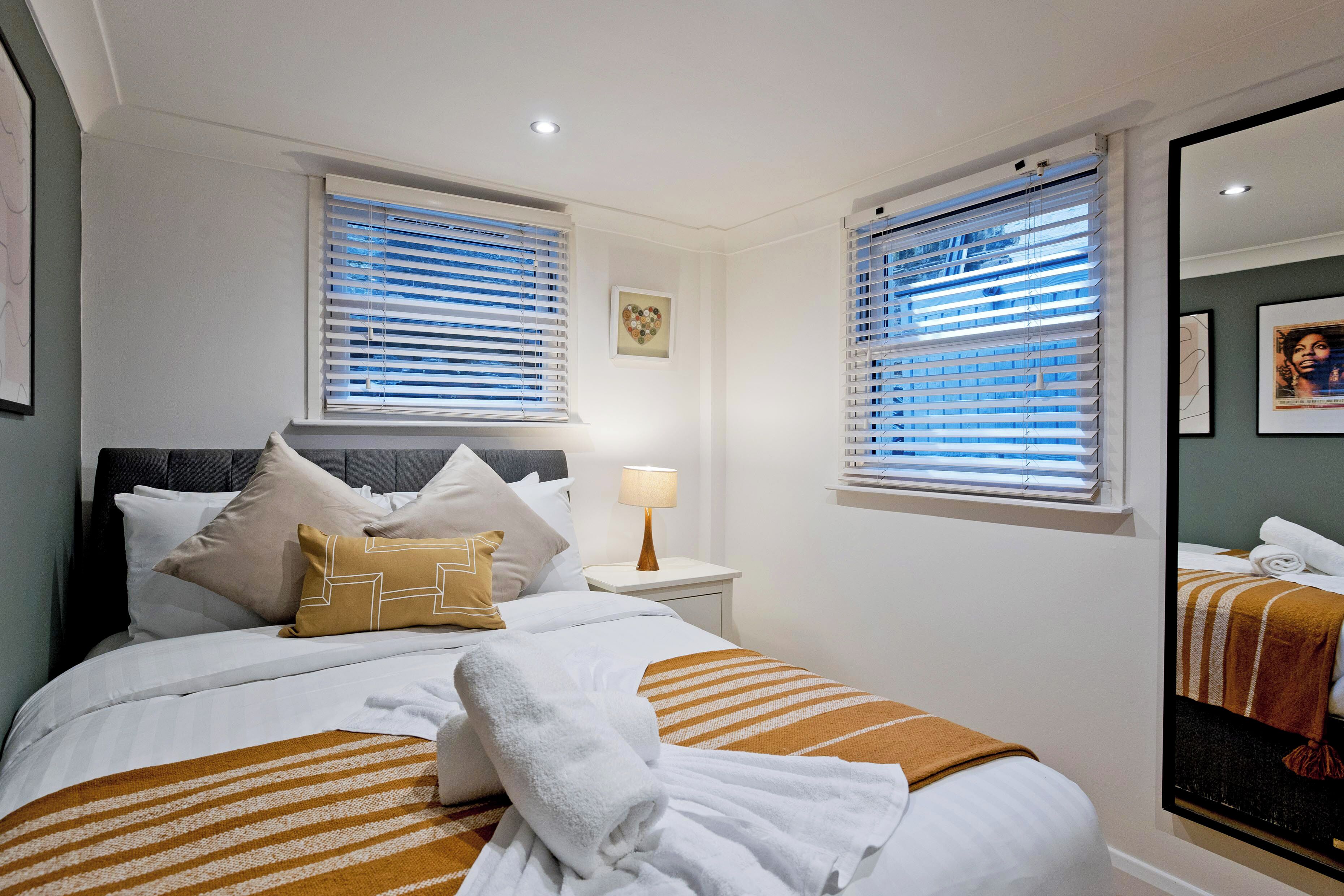 Apartment | Iron/ironing board, free WiFi