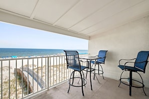 Outdoor dining - NEW LISTING!!! Gulfside Villa 2B- AMAZING beachfront view NO HASSLE CHECK OUT (Perdido Key)